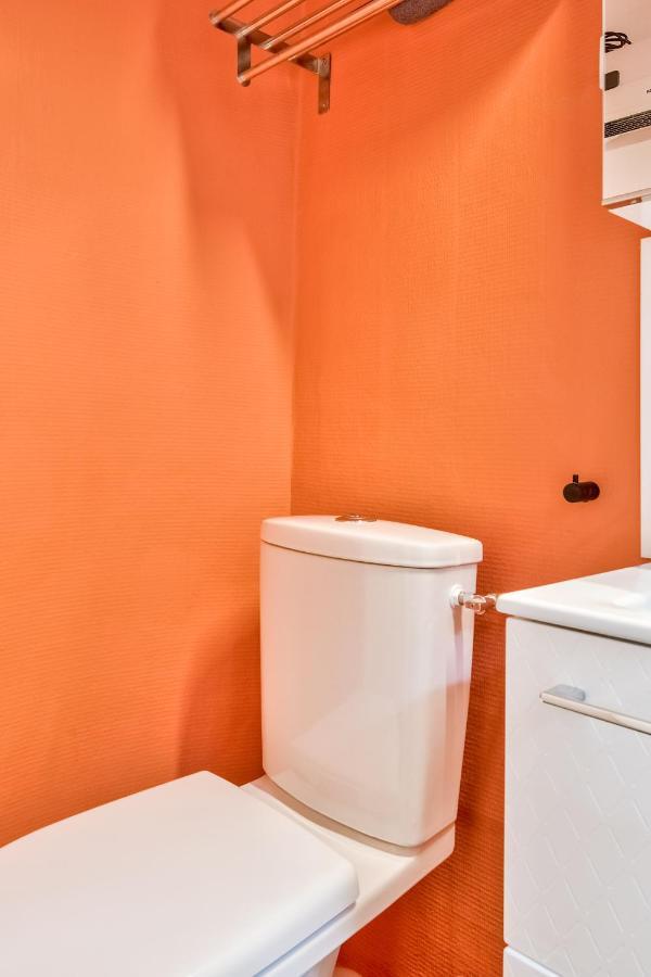 Studio Cosy En Plein Coeur Historique De Pontoise Apartment Exterior foto